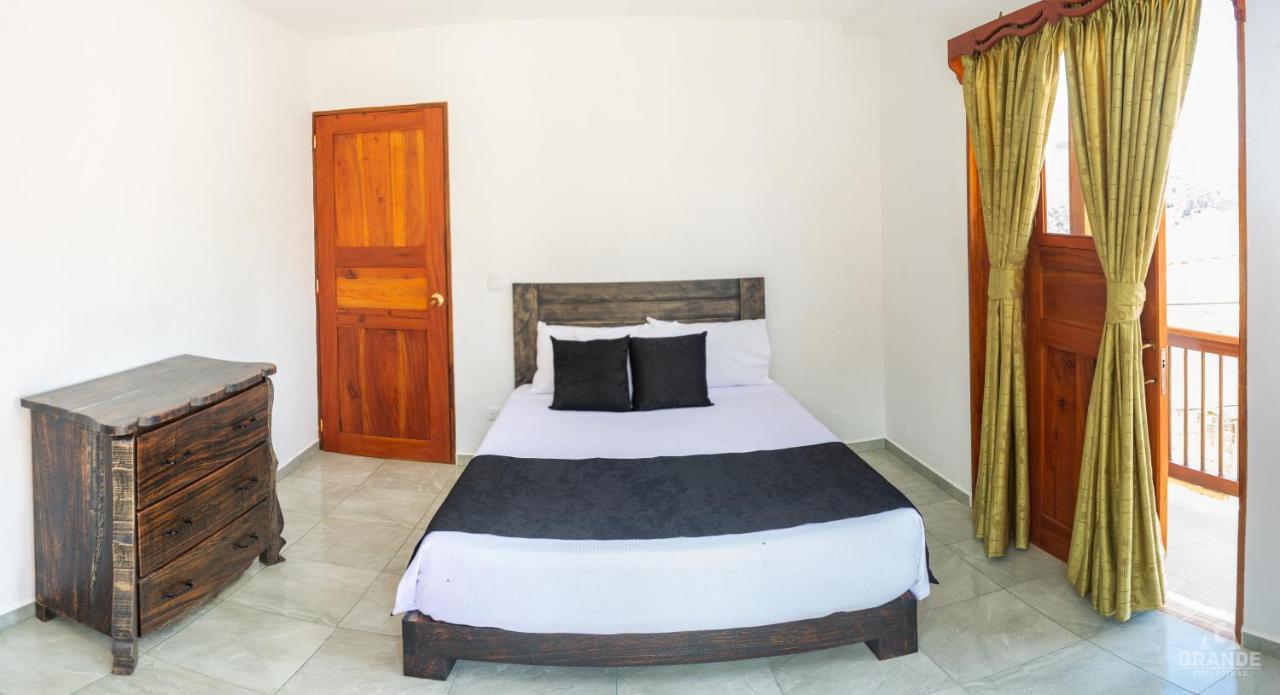 Hotel Madre Laura Jerico Extérieur photo