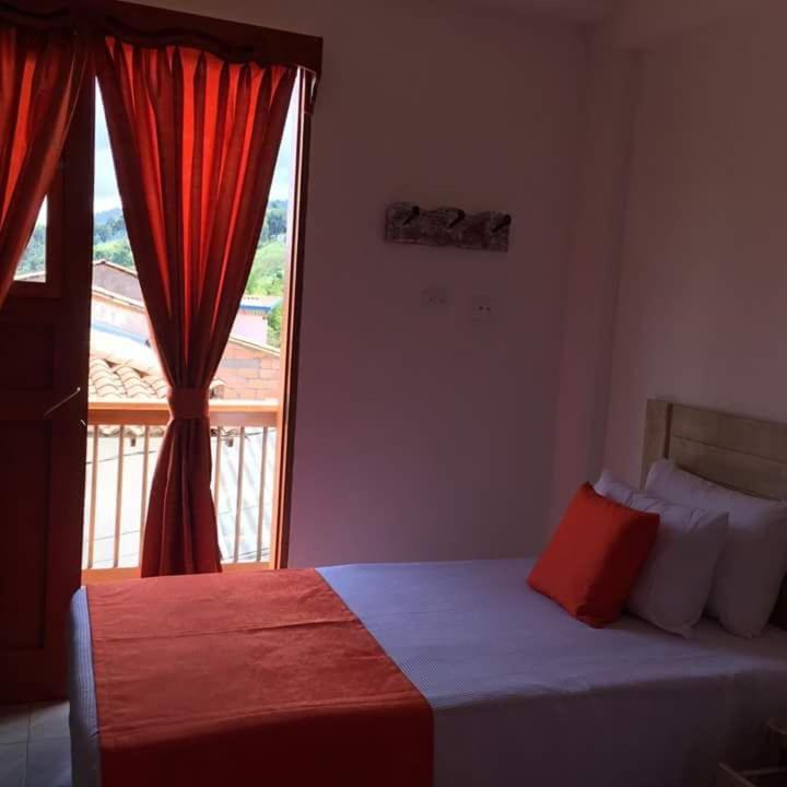 Hotel Madre Laura Jerico Extérieur photo